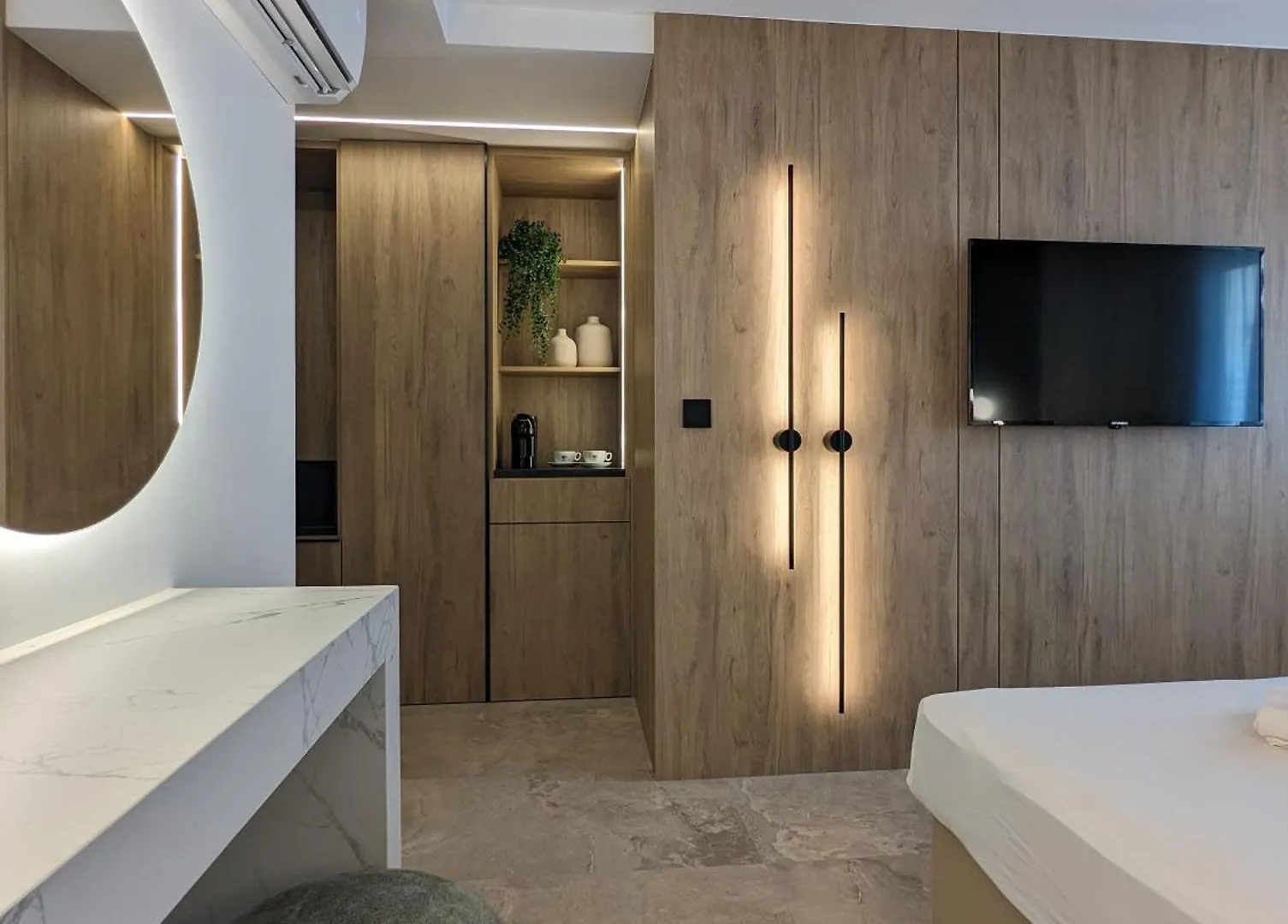 Tuck Inn Larnaka Aparthotel