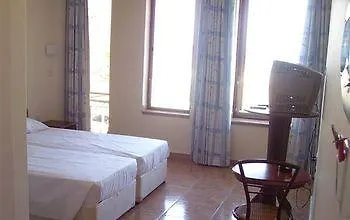 Tuck Inn Larnaka 3*,  Zypern