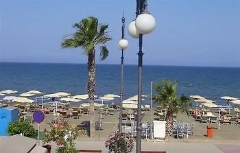 Tuck Inn Larnaka